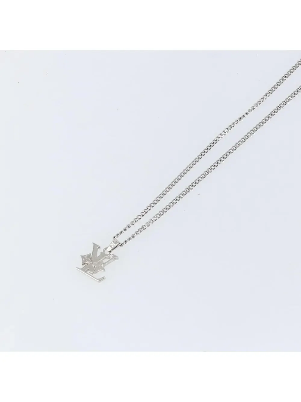 Louis Vuitton Row Necklace Metal Silver #344444L74B